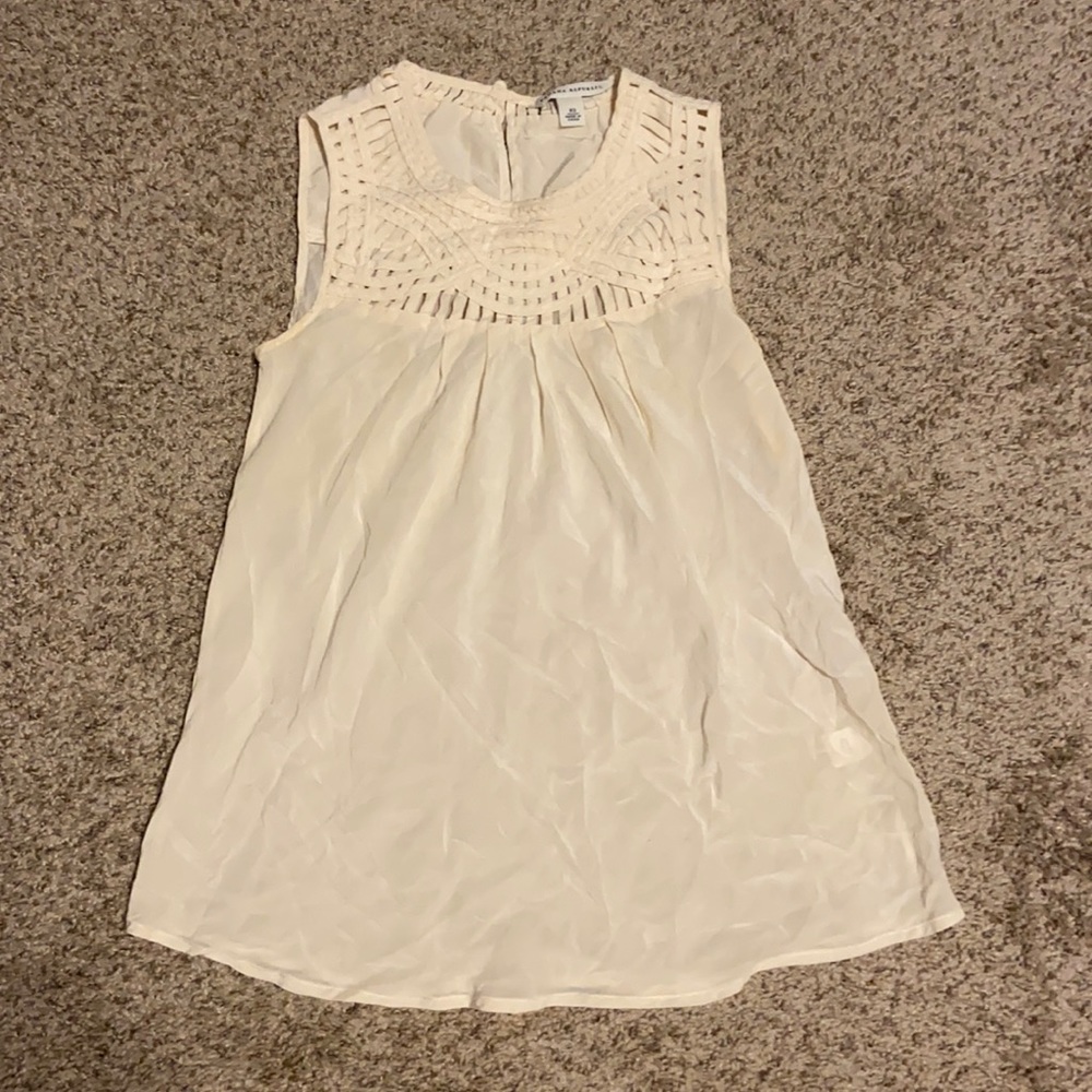 Banana Republic sleeveless top.  100% silk.